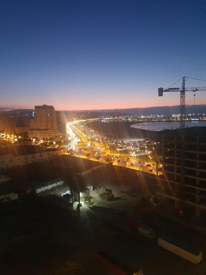 Mont Blanc :Appartement, Vue Sur Mer A 2 Minutes De La Gare. Tánger Exterior foto